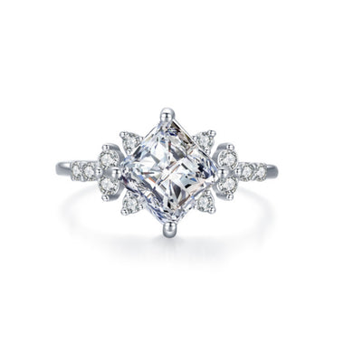 Ring lady