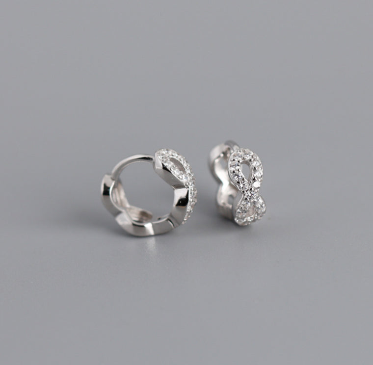 Earring infinity