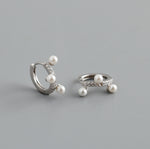 Earring triple pearl