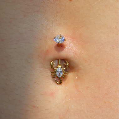 Belly piercing crab