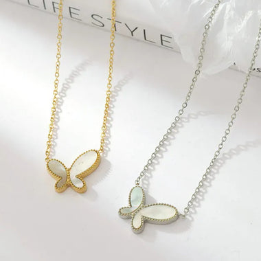 Necklace butterfly pearl AB